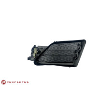 Люверс (2016-2021) RH Tesla Model S 1058007-00-J