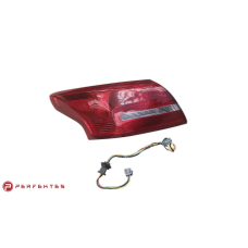Ліхтар задній в четверть Sedan (2015) LH Ford Focus F1EZ13405B